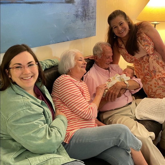 Meet your Posher, Susan - Picture 2 of 16